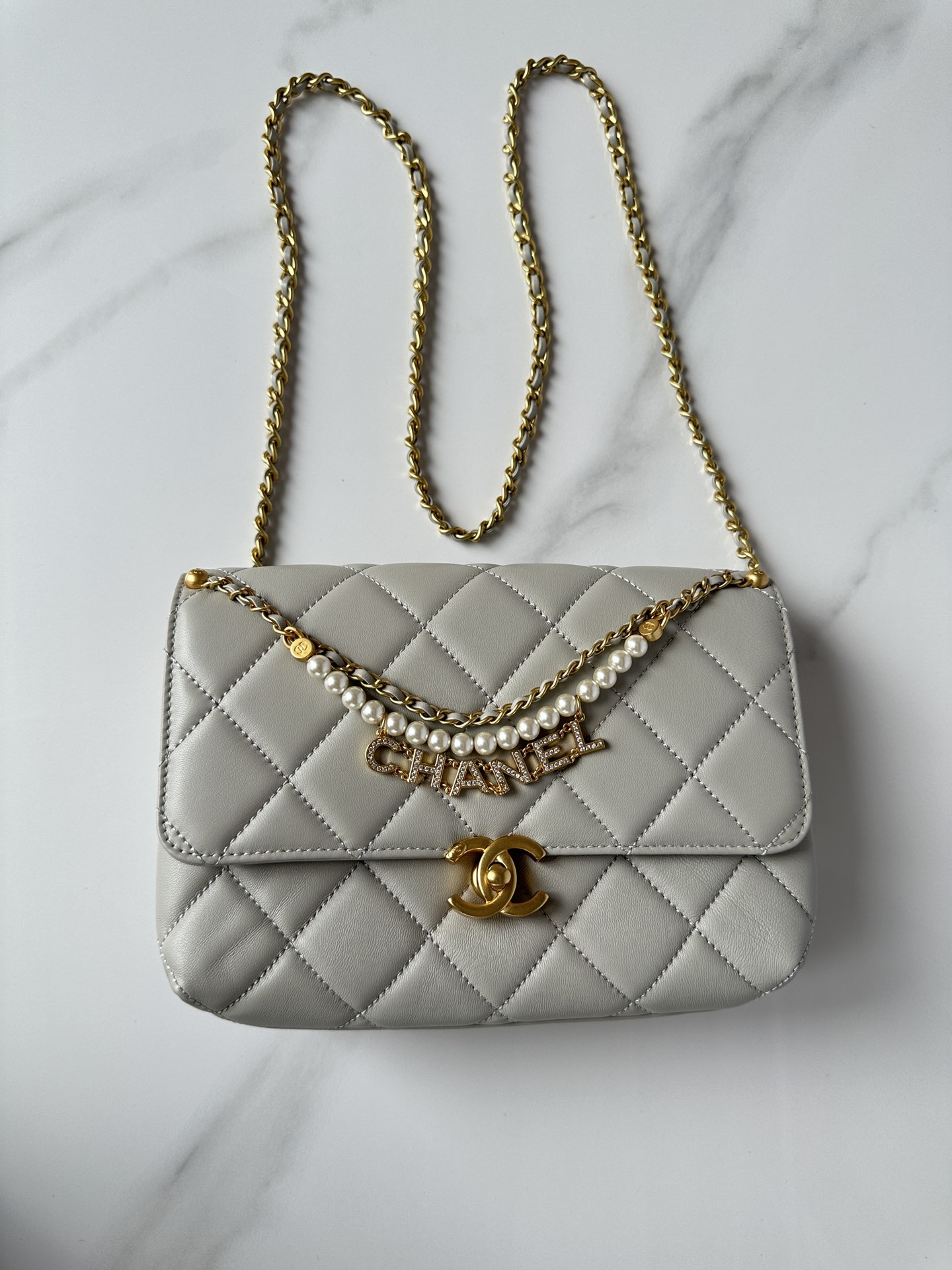 Chanel Flap Bag 23x15x9cm