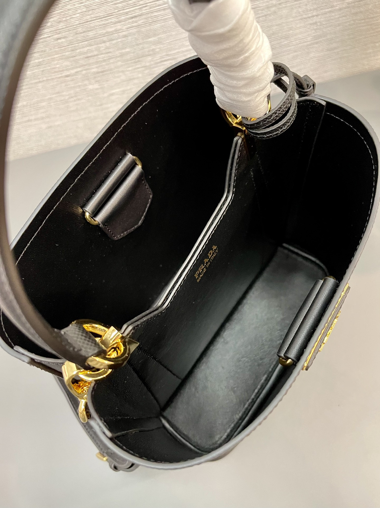 Prada Medium Saffiano Leather Prada Panier Bag 22.5x 21.5x13cm