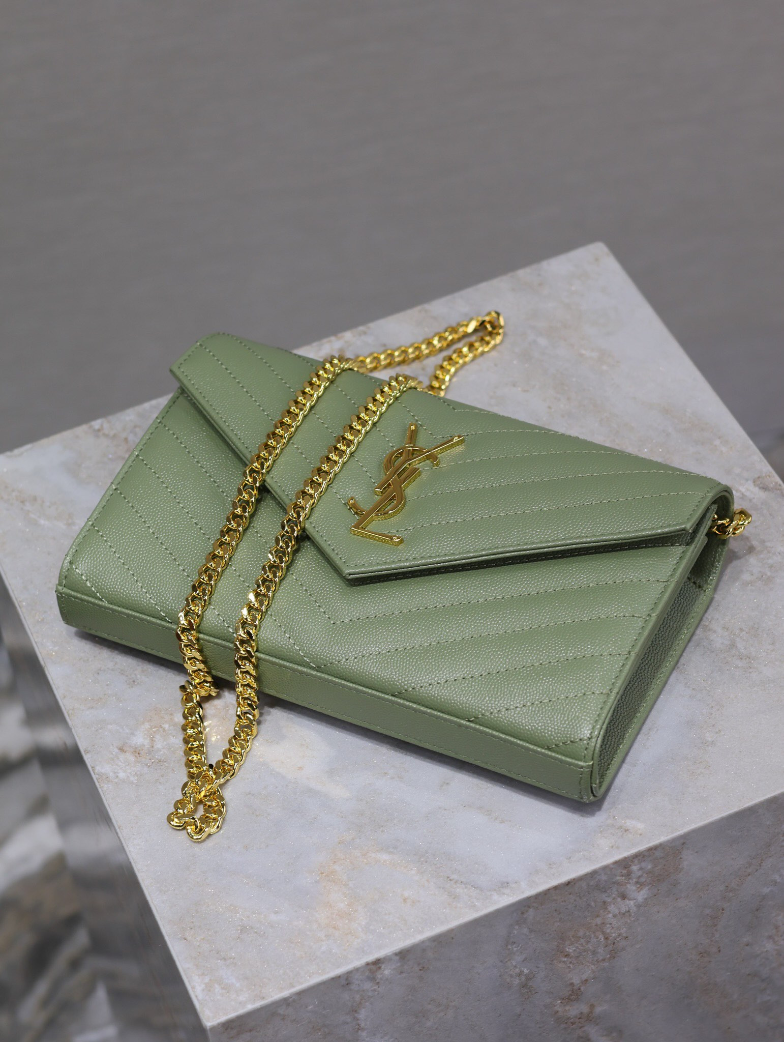 YSL Cassandra Monogram Classic Chain Wallet in Grained Poudre Leather 22.5 x 14 x 4cm