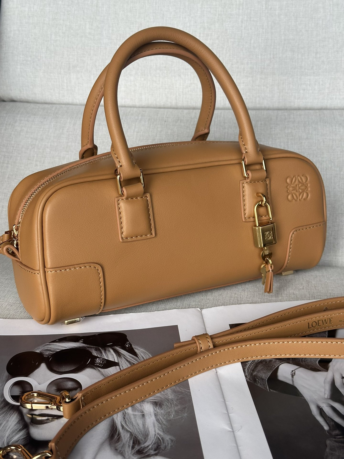 Loewe Amazona 23 Cropped bag in nappa calfskin 23x11x10cm