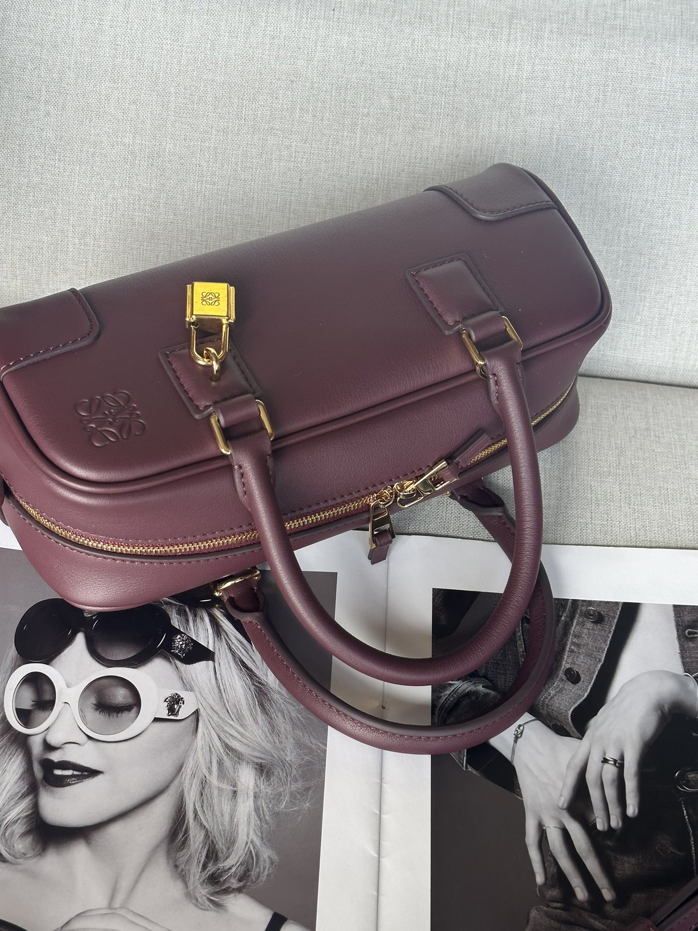 Loewe Amazona 23 Cropped bag in nappa calfskin 23x11x10cm