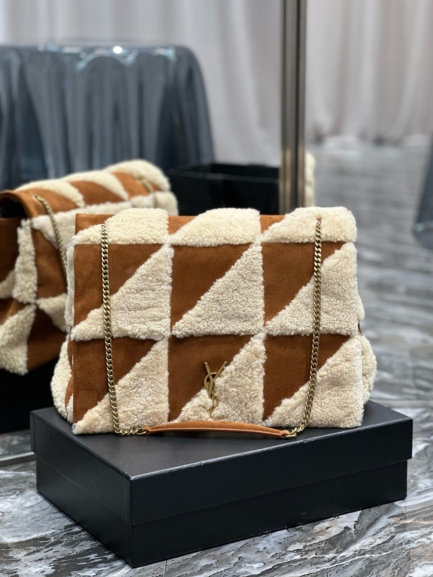 YSL Jamie Large in Suede and Shearling 38×26×12cm