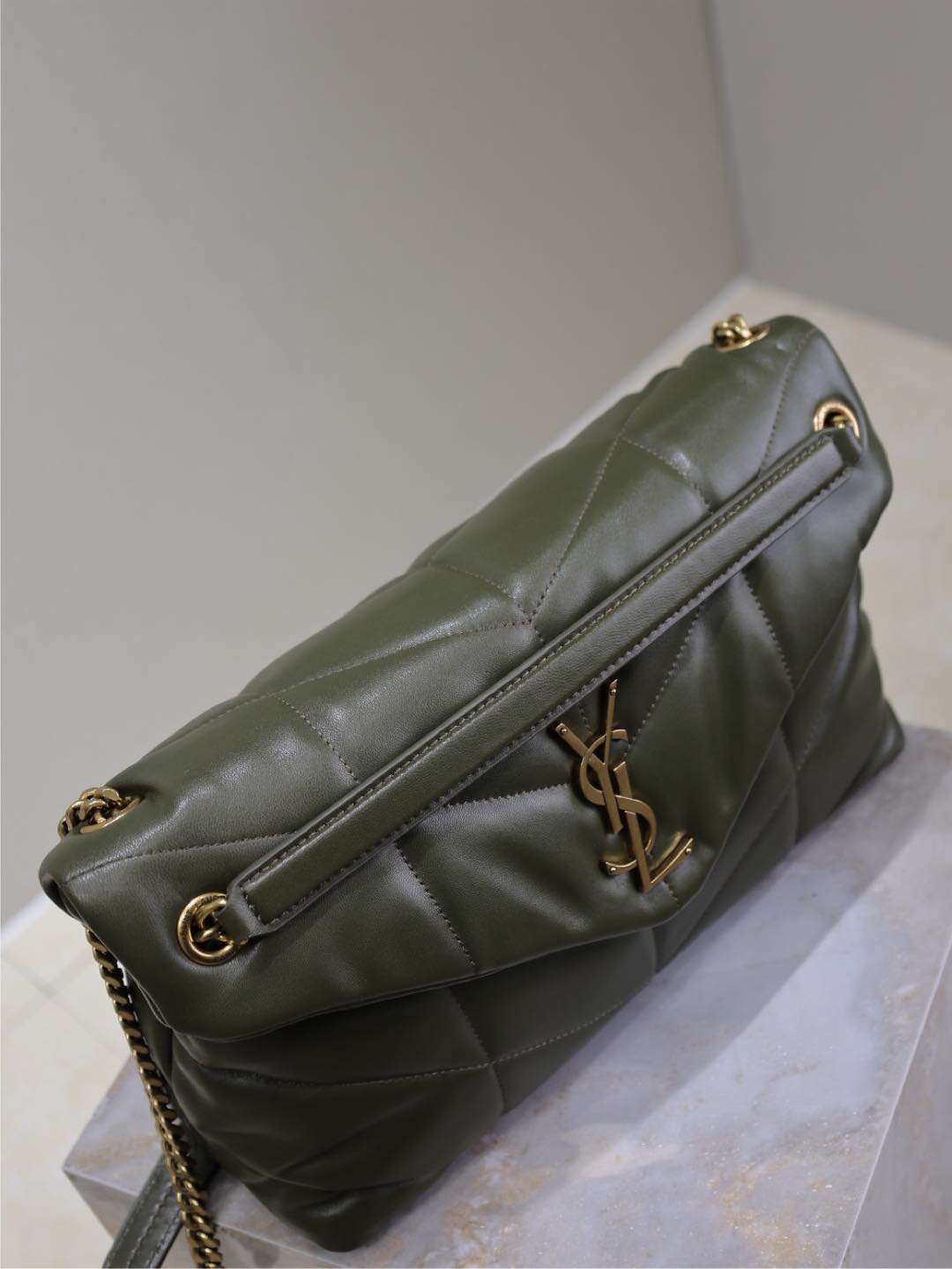 YSL LOULOU PUFFER MEDIUM IN NAPPA LEATHER 35x23x13.5cm