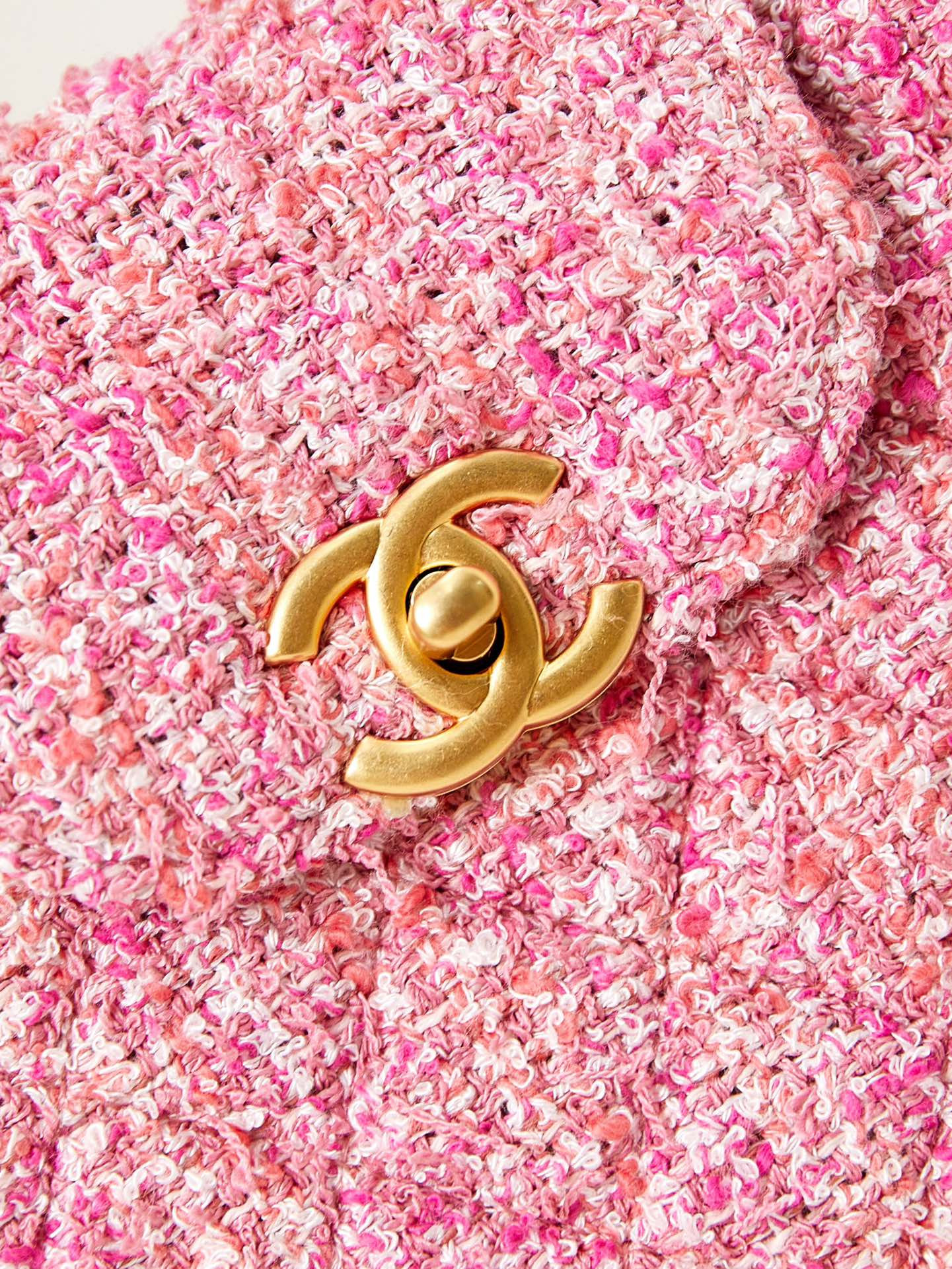 Chanel 23K Kelly 19x13x7cm