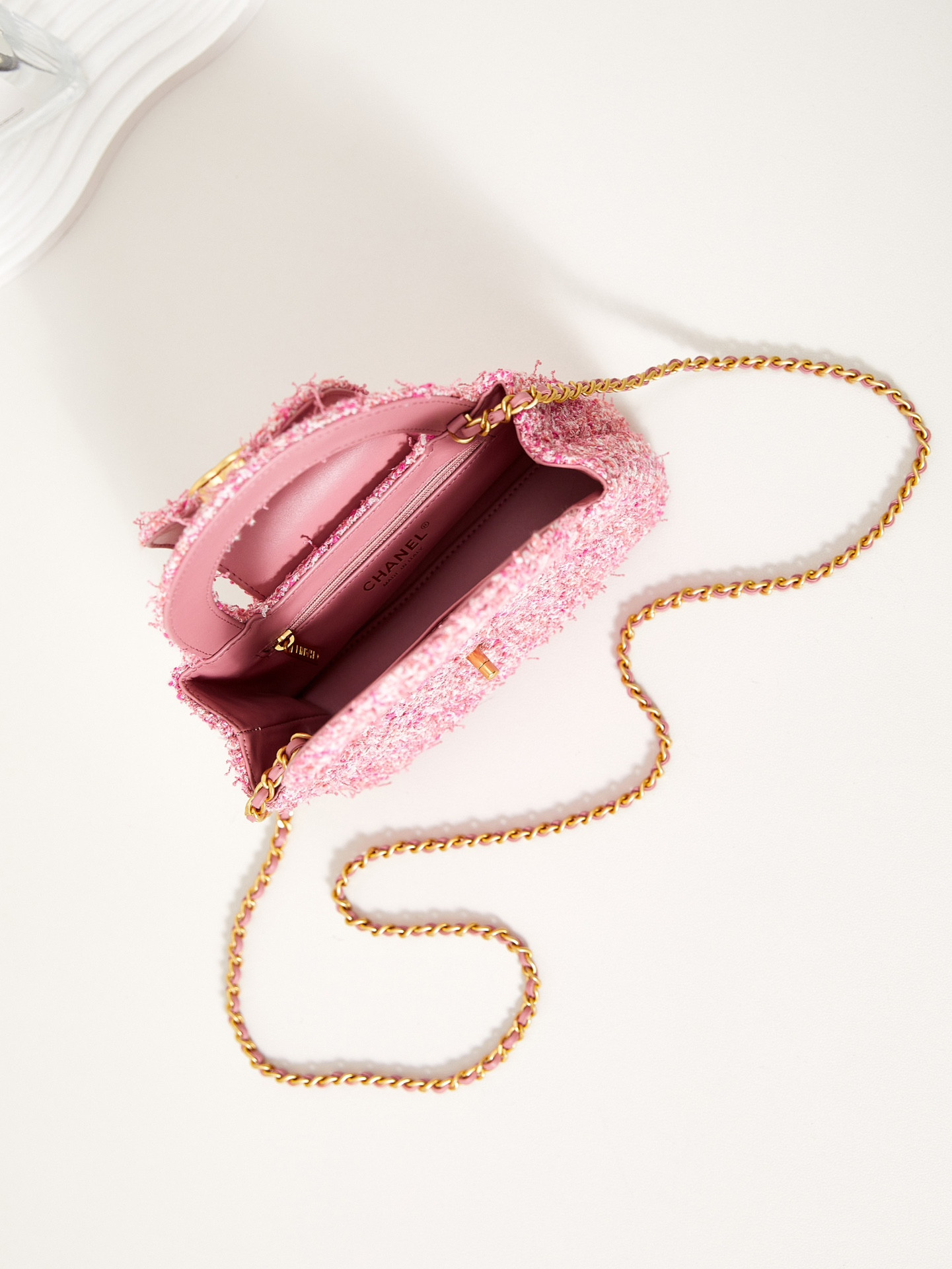 Chanel 23K Kelly 19x13x7cm