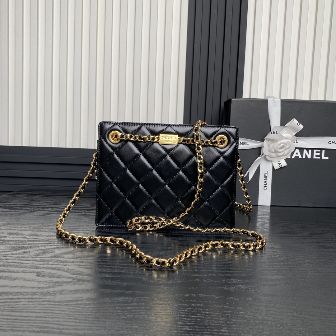 Chanel 24K Handbag 16×21×7cm
