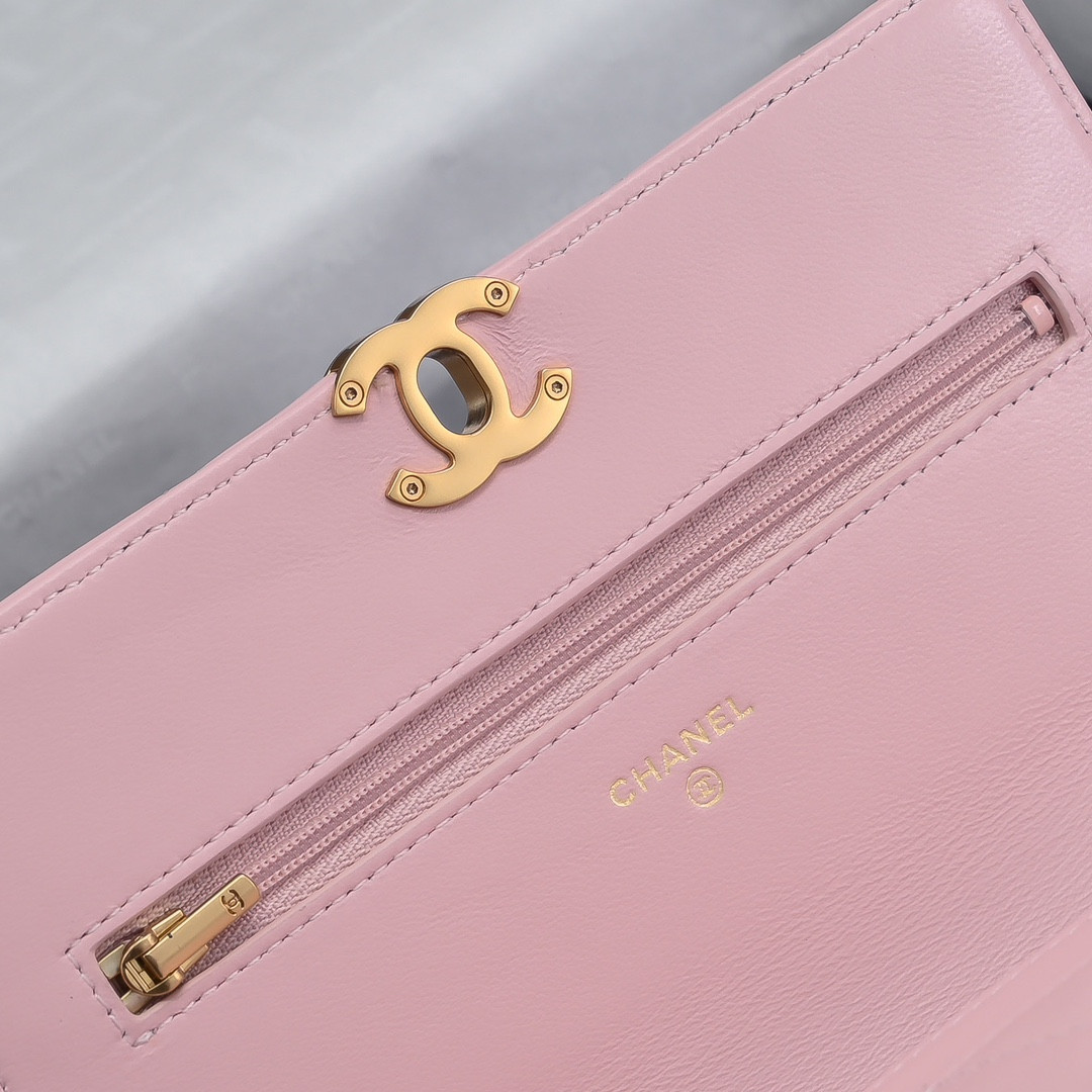 Chanel Clutch With Chain 19cm