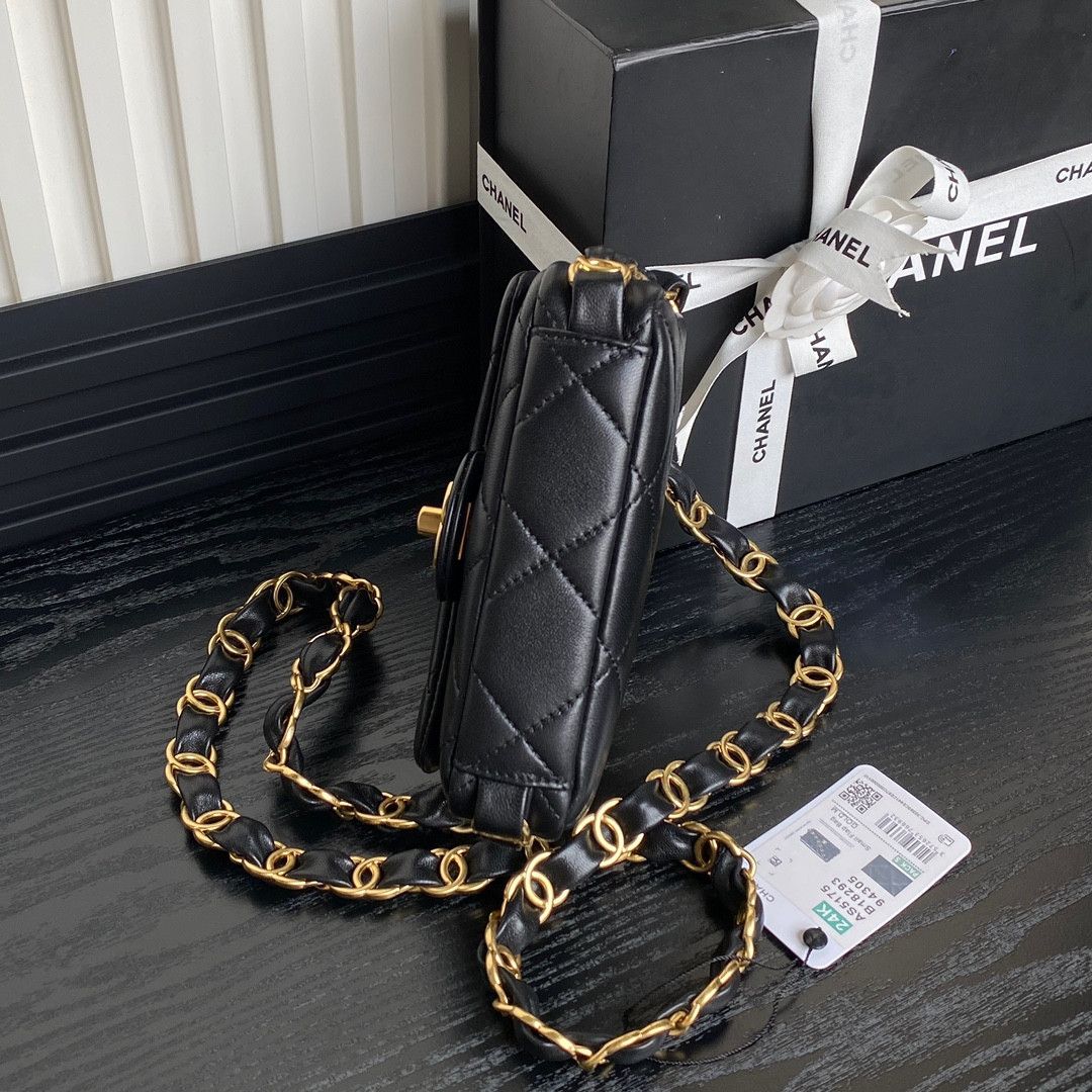 Chanel Mini Flap Bag 12×16×5cm