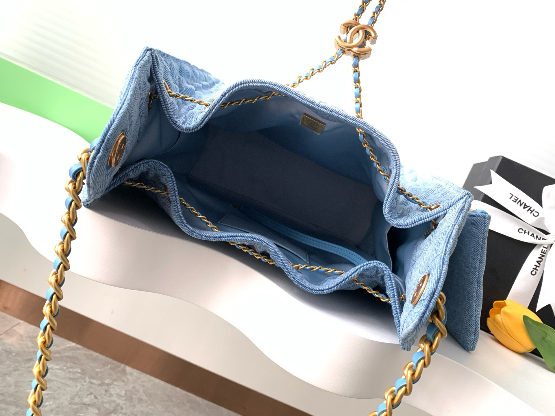 CHANEL 25C Bucket Hobo Bag AS5231 40x30x15cm