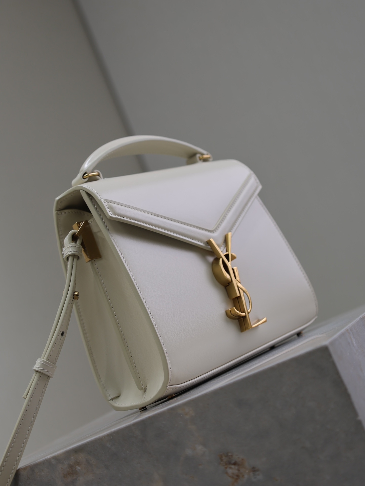YSL cassandra mini top handle bag 20x16x7.5cm