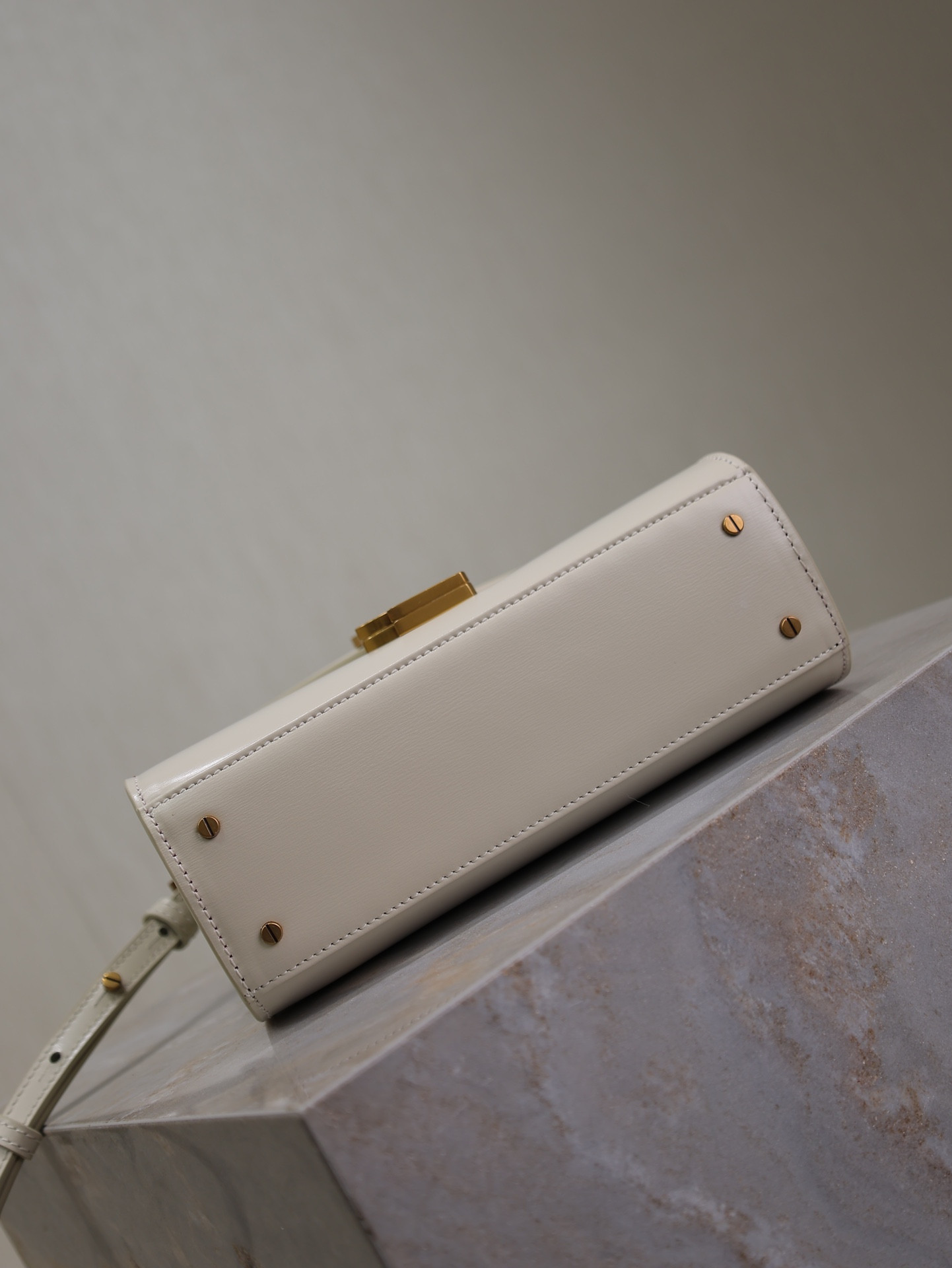 YSL cassandra mini top handle bag 20x16x7.5cm