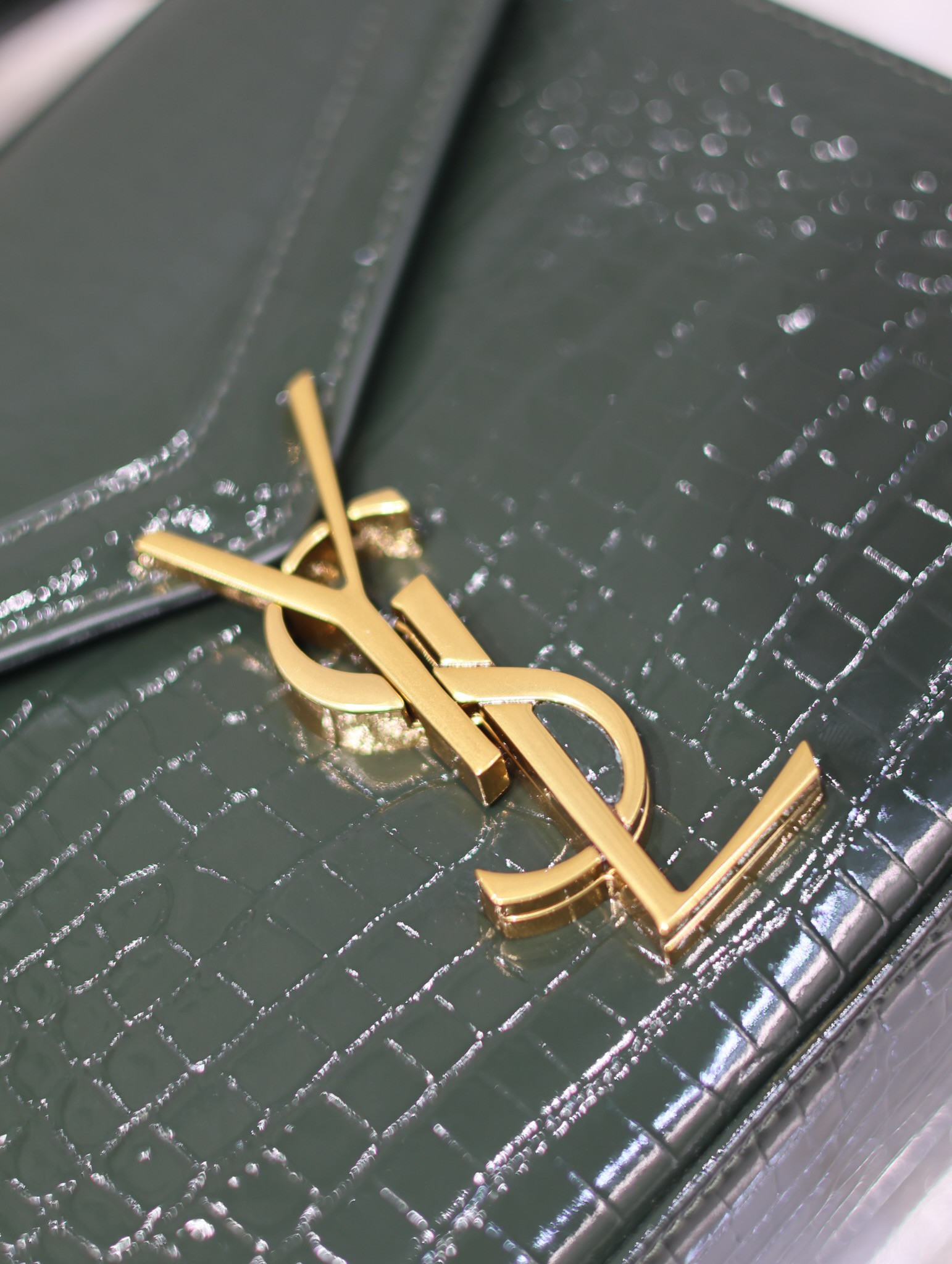 YSL cassandra mini top handle bag 20x16x7.5cm