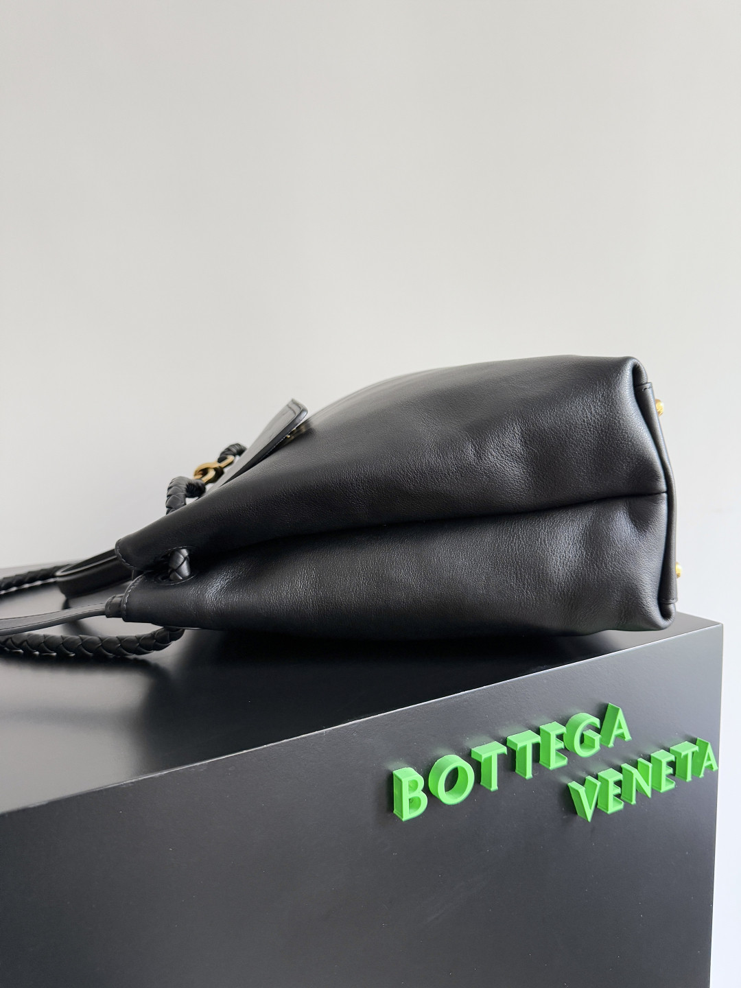 Bottega Veneta Large Ciao Ciao 32x41.5x14.5cm