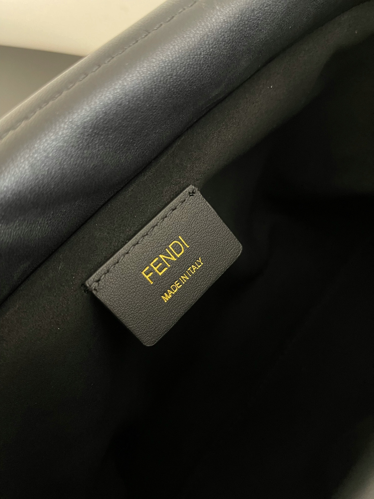 Fendi Mamma Baguette Medium 26.5x8.5x18cm