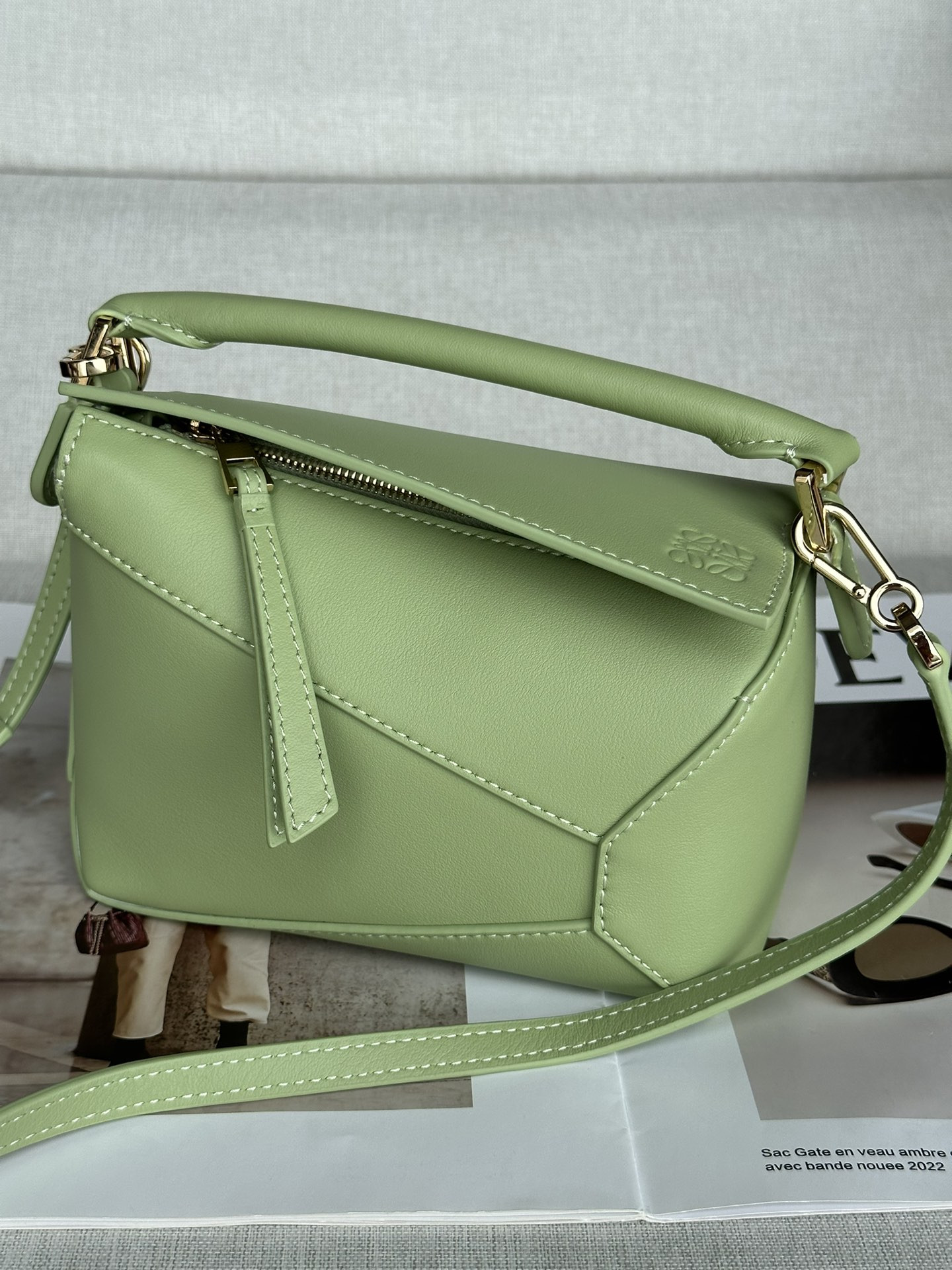 Loewe Mini Classic Puzzle Bag in Calfskin 18x12.5x8cm