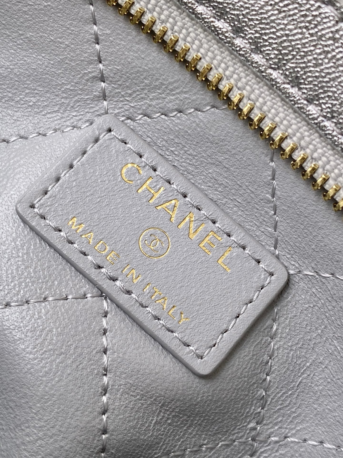 Chanel Clutch with Chain 14x24x5cm