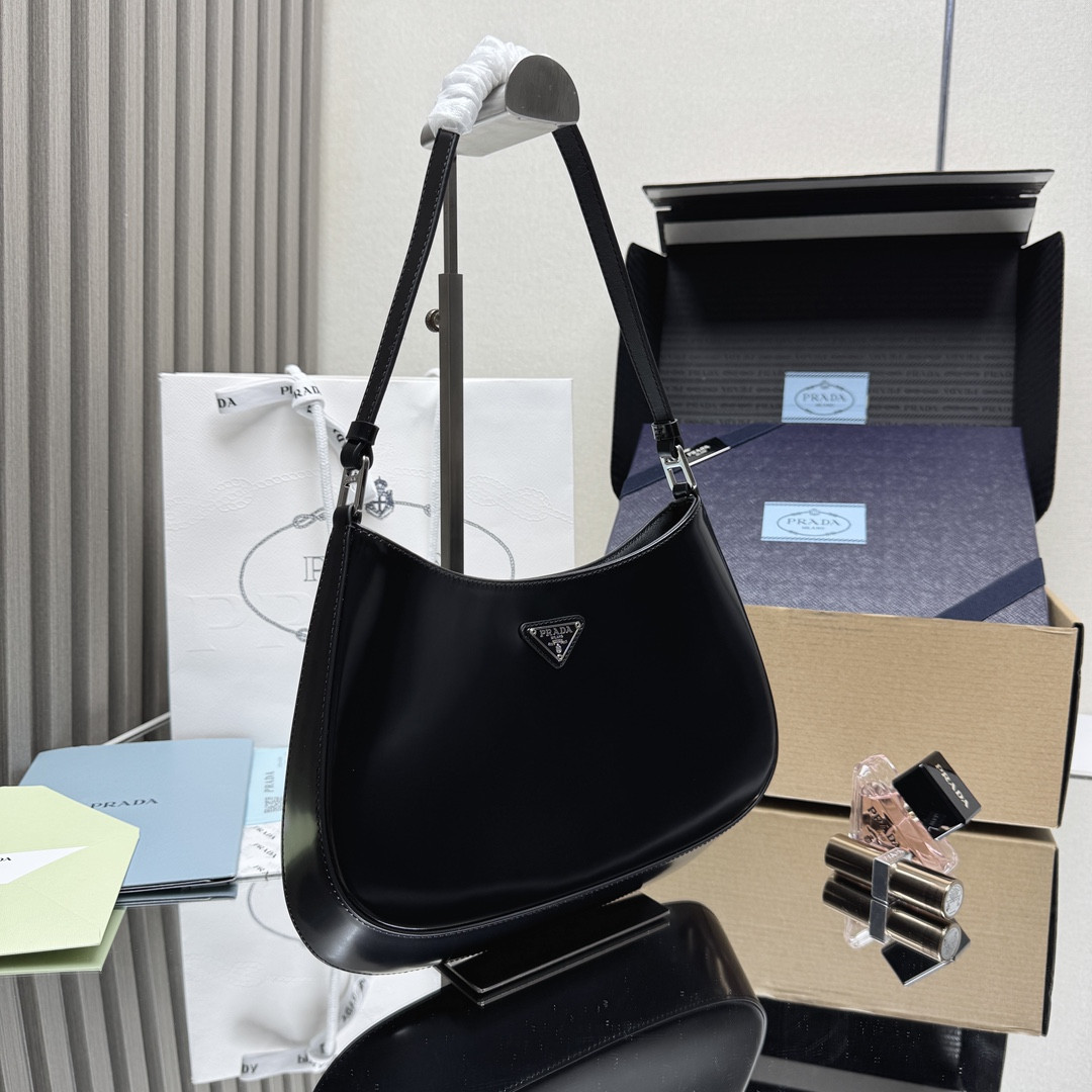 Prada Cleo brushed leather shoulder bag 22x27x6cm
