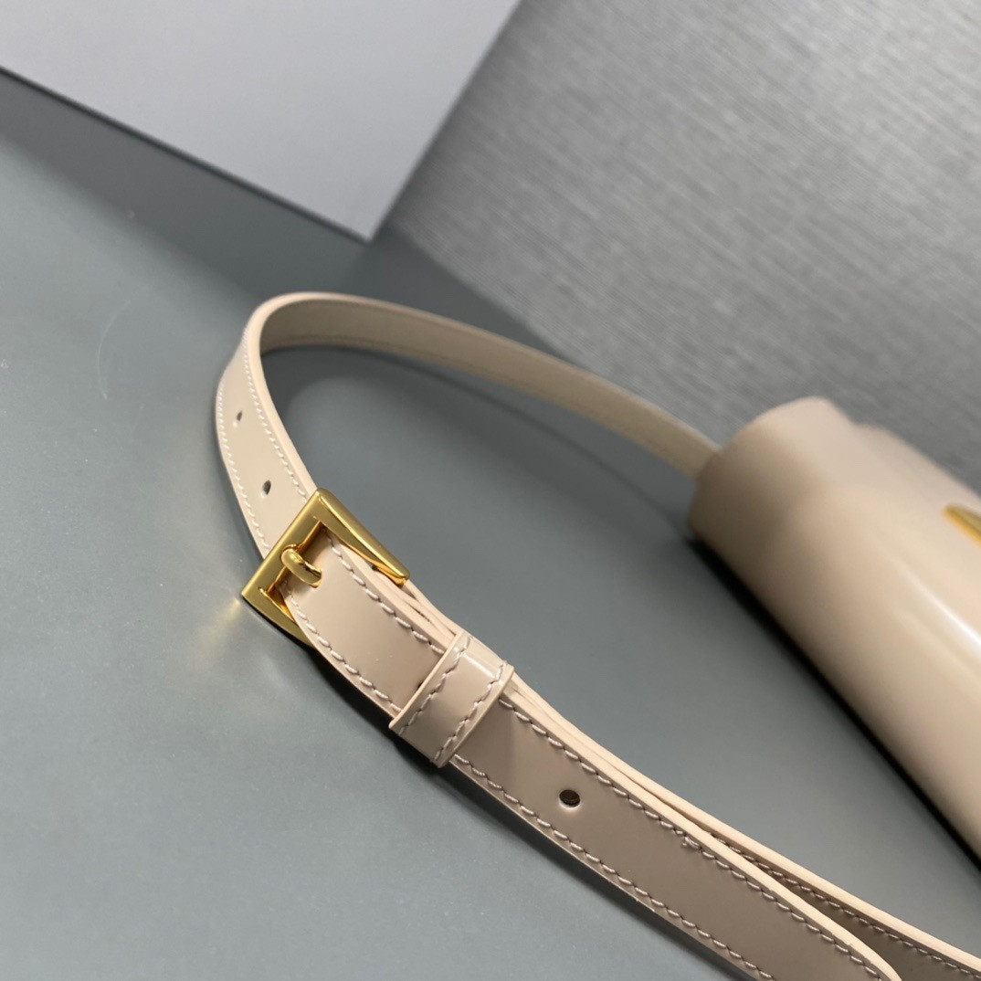 Prada Leather Shoulder Bag 28.5x14x7cm