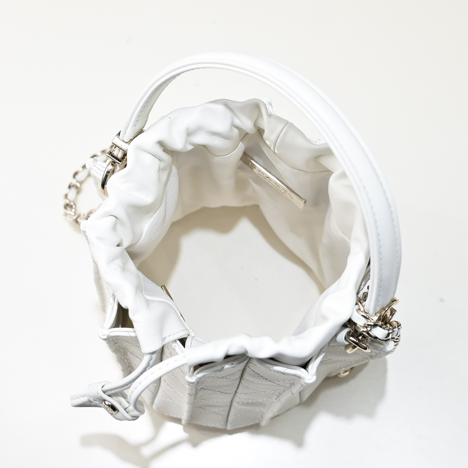 Chanel Mini Bucket Bag AS5486 15.2x14x14cm