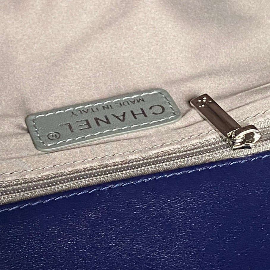 Chanel Vintage Graffiti Tote Airport Bag 36x24x12cm