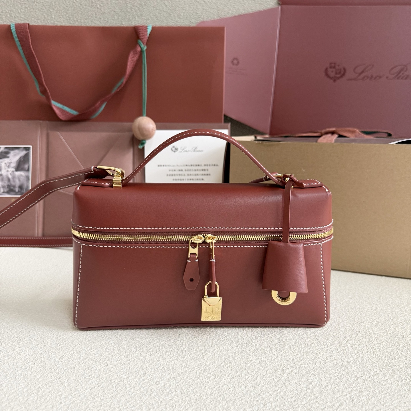 Loro Piana Extra Bag L23 23x12x7cm