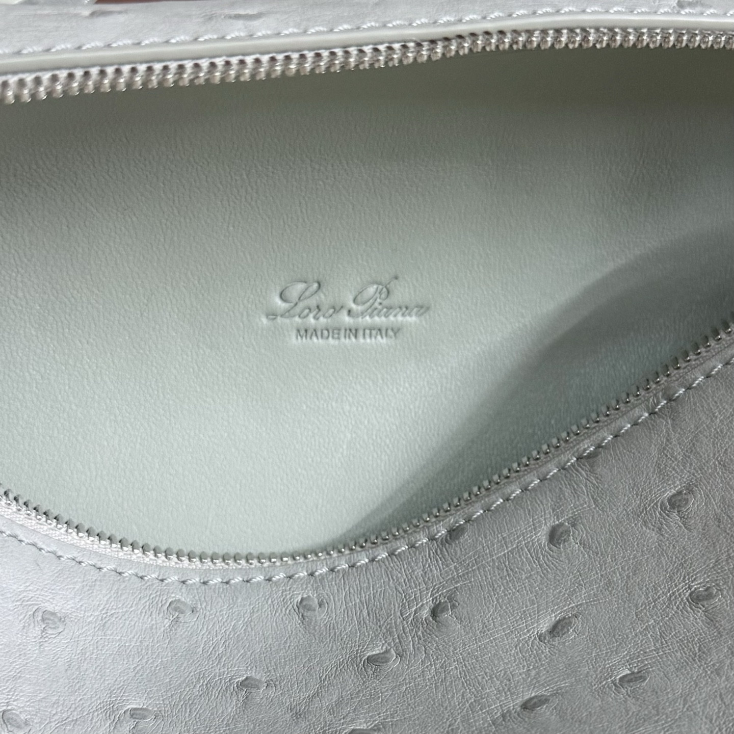 Loro Piana Extra Pocket L19 Ostrich-grained Leather 11 x 19 x 6.5 cm