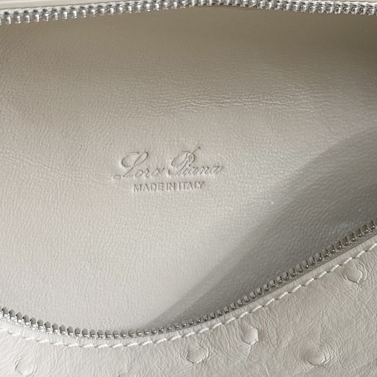 Loro Piana Extra Pocket L19 Ostrich-grained Leather 11 x 19 x 6.5 cm