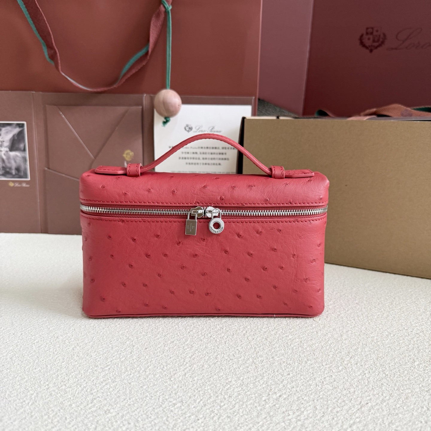 Loro Piana Extra Pocket L19 Ostrich-grained Leather 11 x 19 x 6.5 cm