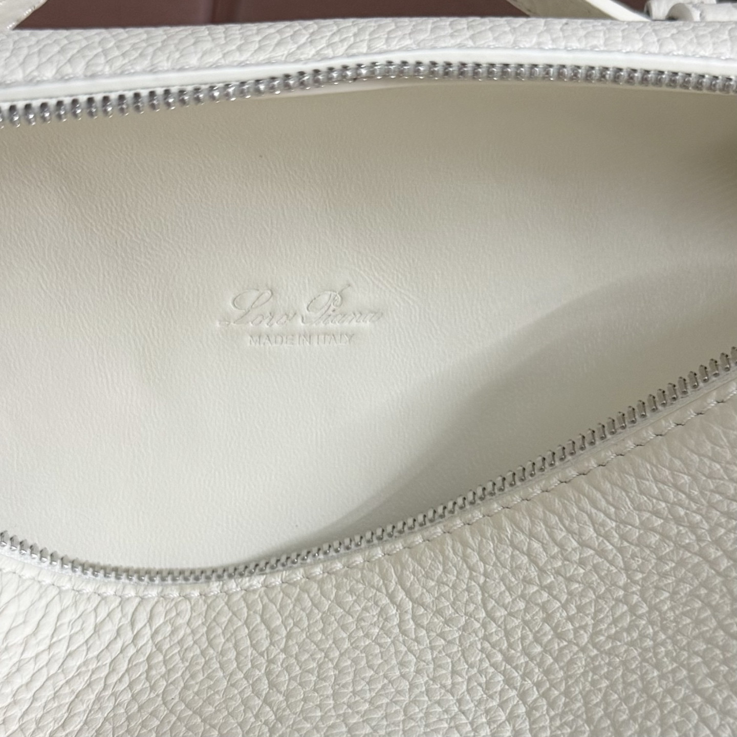 Loro Piana Extra Pocket L19  Grained Calfskin 11 x 19 x 6.5 cm