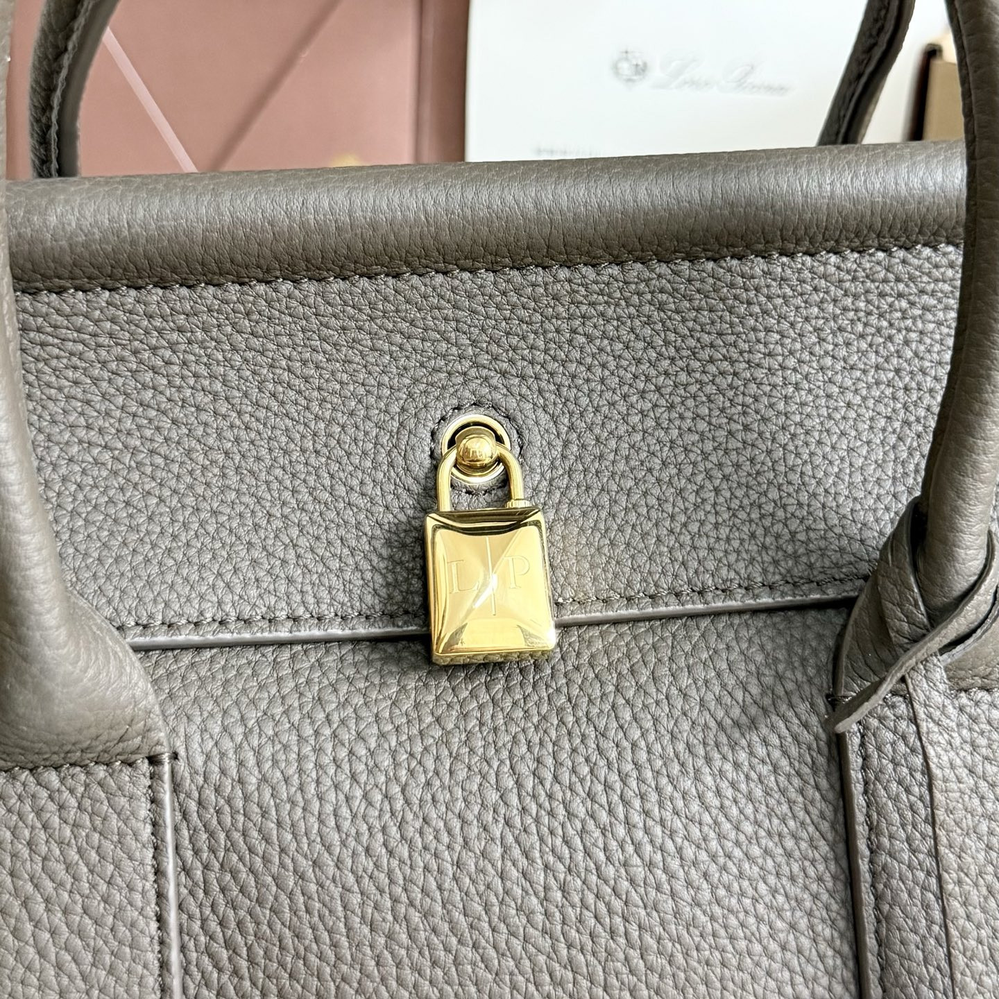 Loro Piana Loom L25 Calfskin 25x18x12.5cm