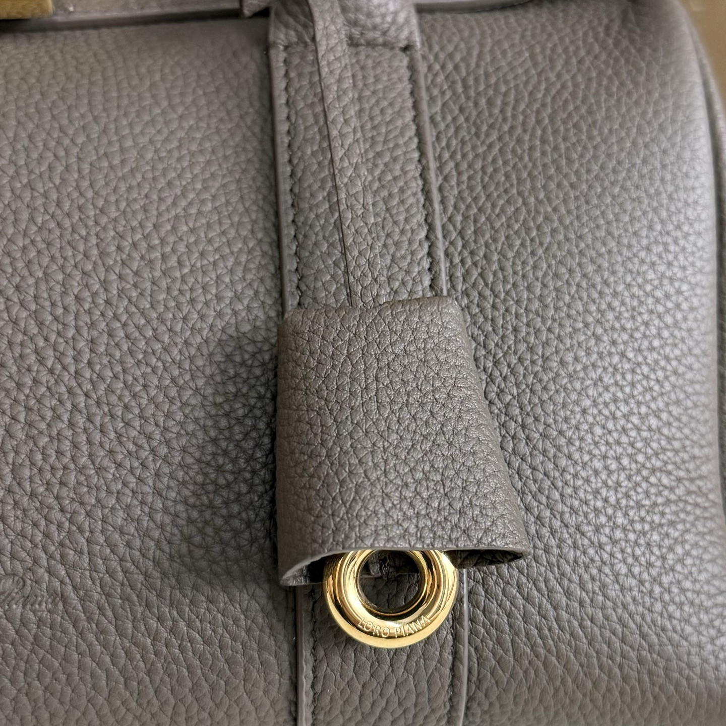 Loro Piana Loom L25 Calfskin 25x18x12.5cm