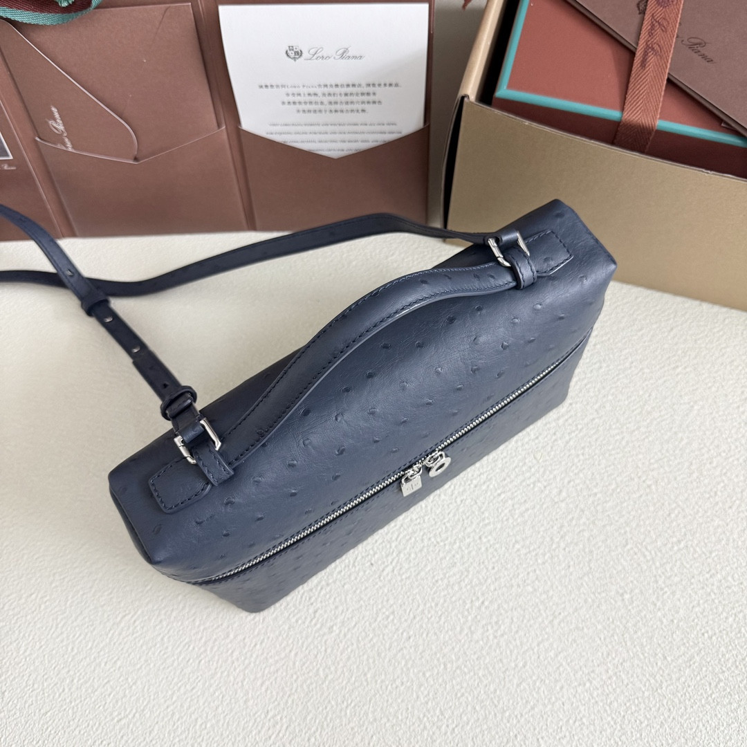Loro Piana Extra Pocket L27 Ostrich-grained Leather 16x27x10cm