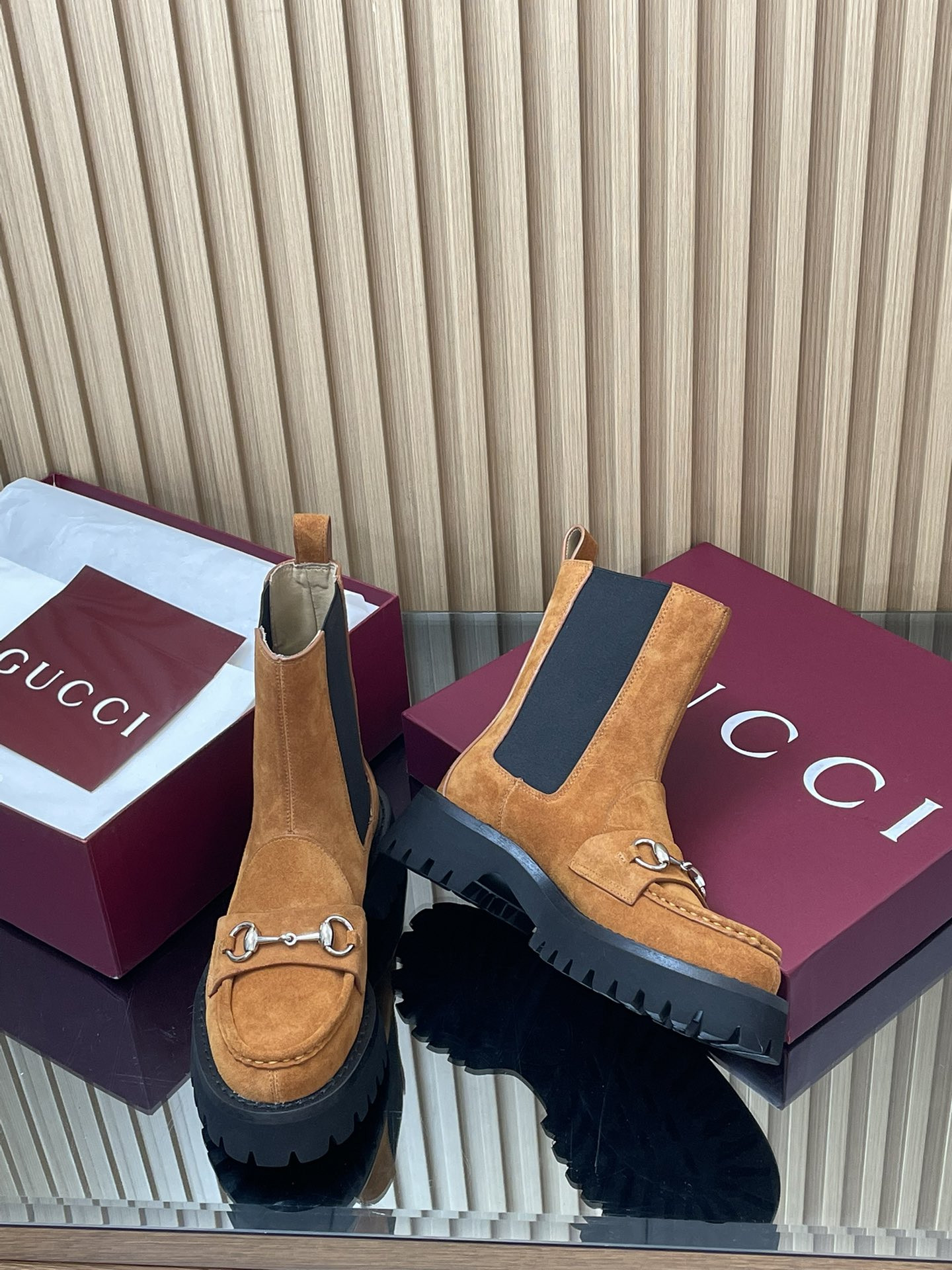 UA Gucci Women